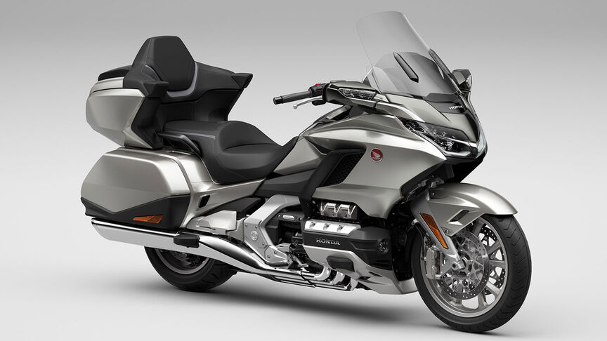 honda-gold-wing-2023-2