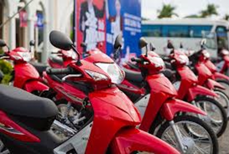 Chủ sở hữu xe 110cc cũng bị phạt khi đưa xe cho người không đủ tuổi chạy